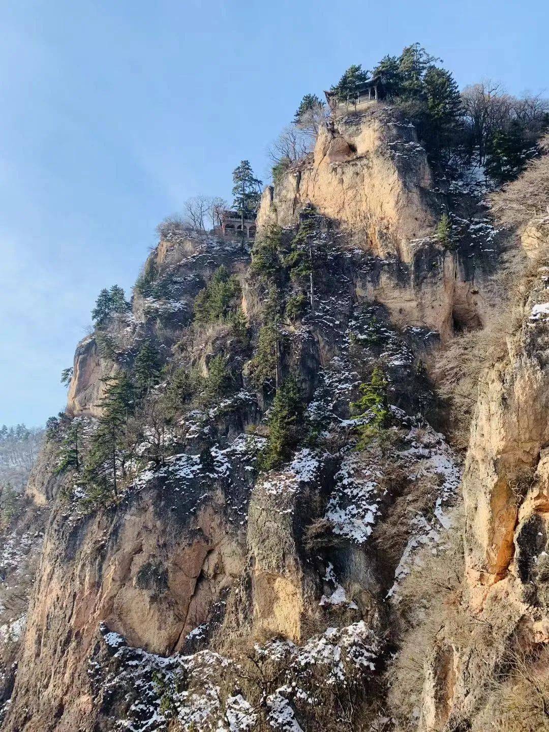 走,一起去爬山!_崆峒山