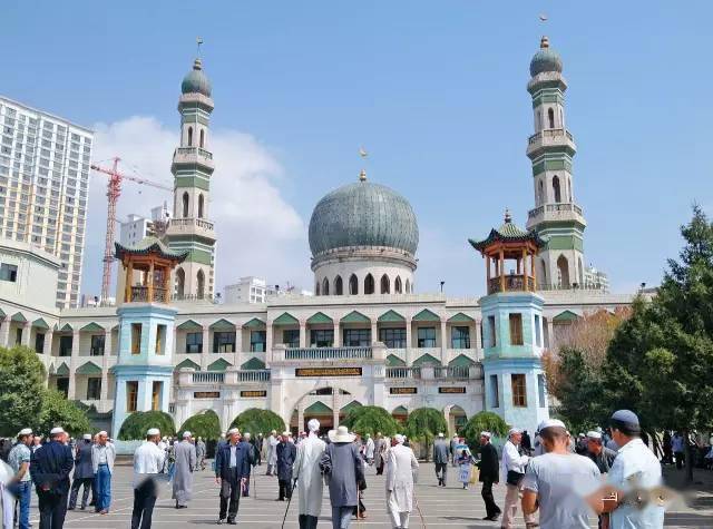 道堂"三大教派和"哲赫忍耶"虎夫耶"嘎德忍耶"库布忍耶"四大门宦