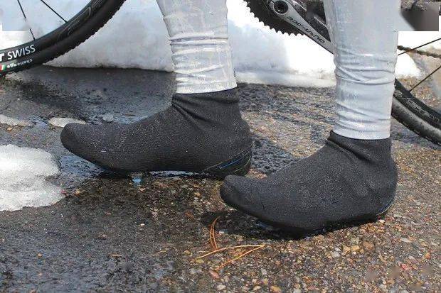 什么时候开始穿冬天鞋子 e0171d23e47b4b6ca25a21a79f611438.jpeg