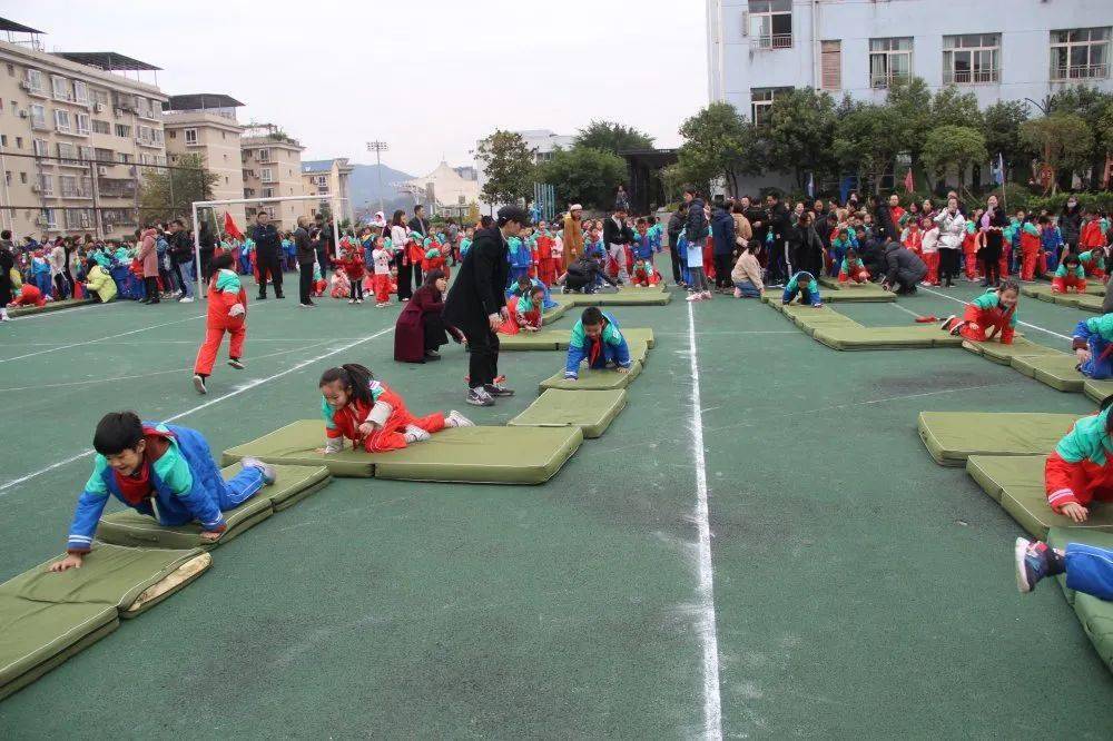 通川区2020gdp_达州通川区(3)