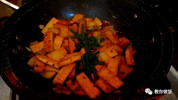 家庭自制豆腐干的方法视频教程 08e7a495a05d41a1bd85d9e63c90931b.png