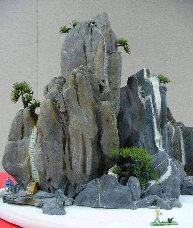 浅谈山石盆景石料的选择