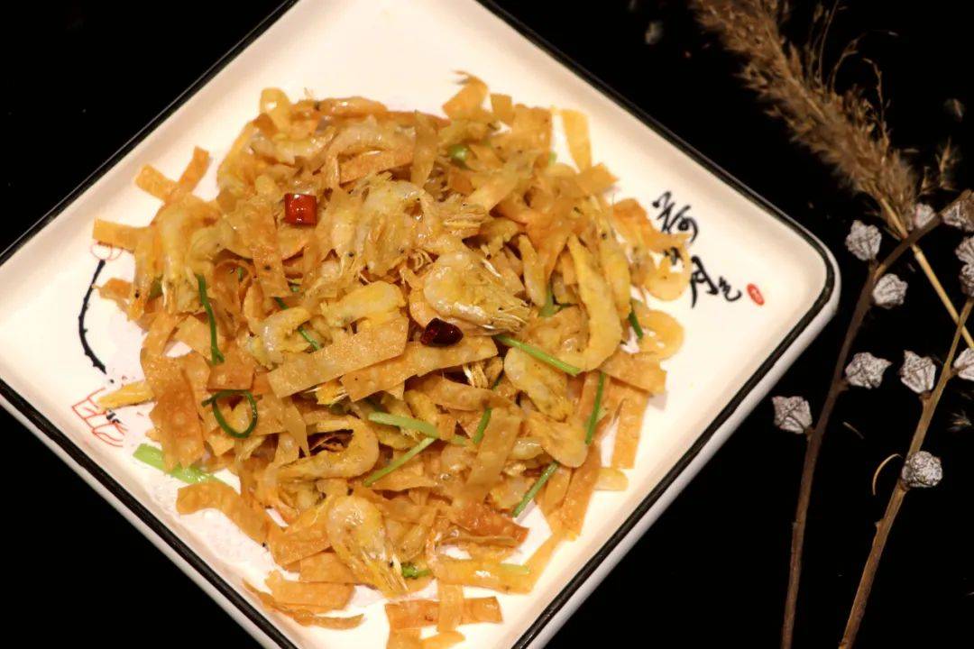 怎么样煎土豆片丝才好吃 7f1376c696d14e399c93c22f8ff78e3a.jpeg