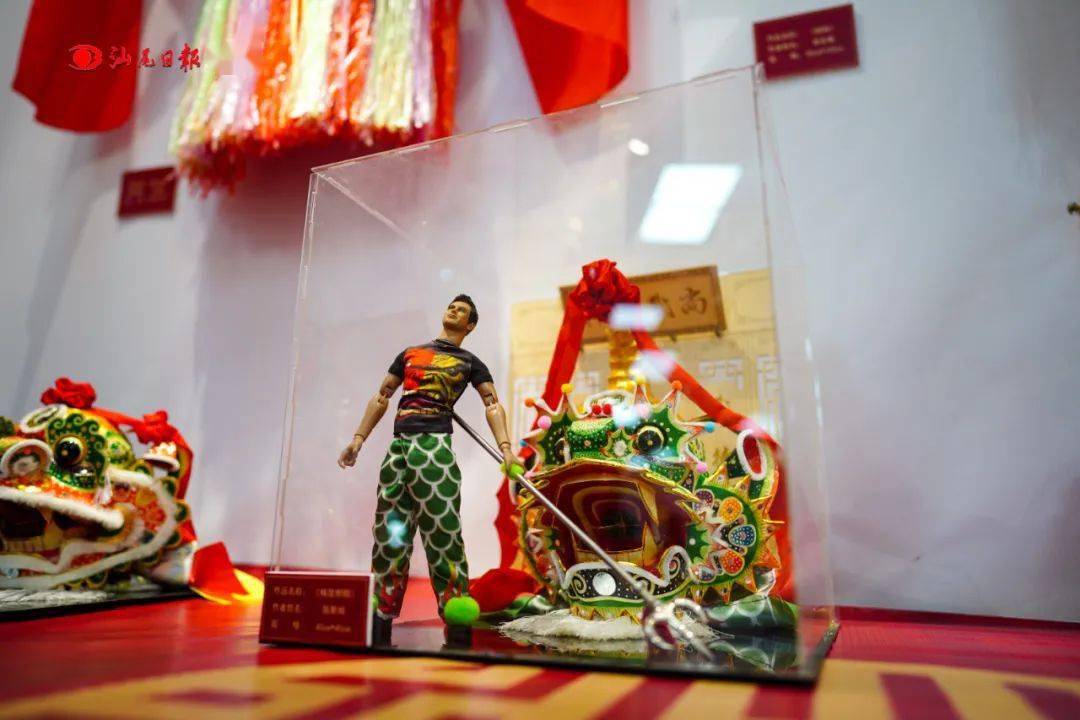 海陆丰狮艺扎作工艺品展开幕