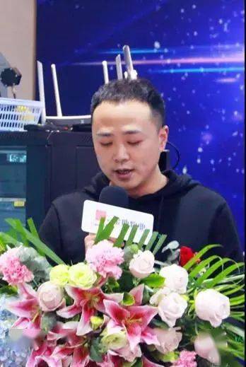 中国10强 金地物业入驻凤凰里,26℃管家服务,定制专属都会生活-搜狐大视野-搜狐新闻