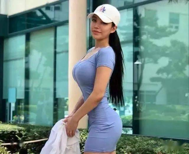 她也经常在社交平台上向自己的17w粉丝们分享自己的健身经验