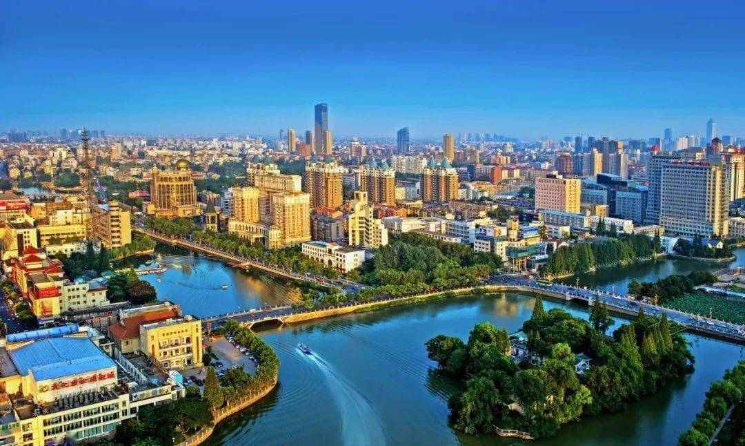 苏南经济总量_苏南衣云景(3)