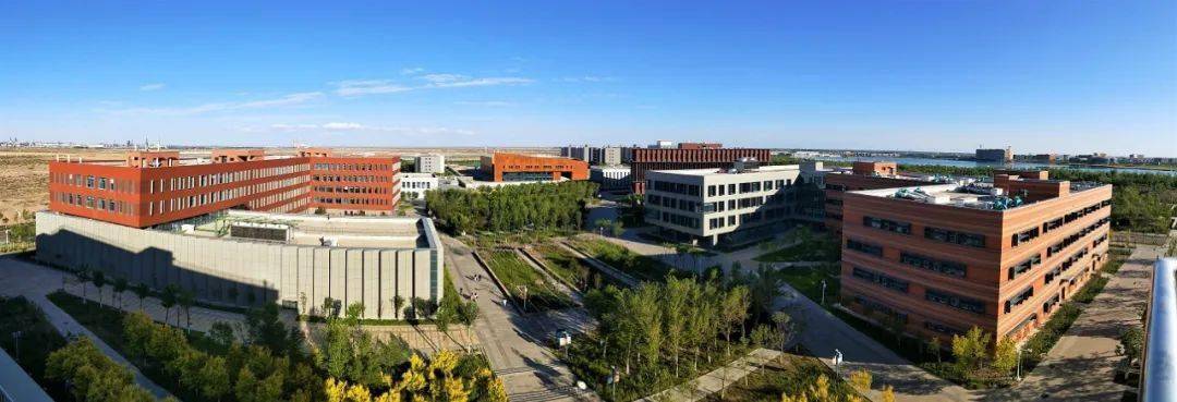 新疆医科大学厚博学院