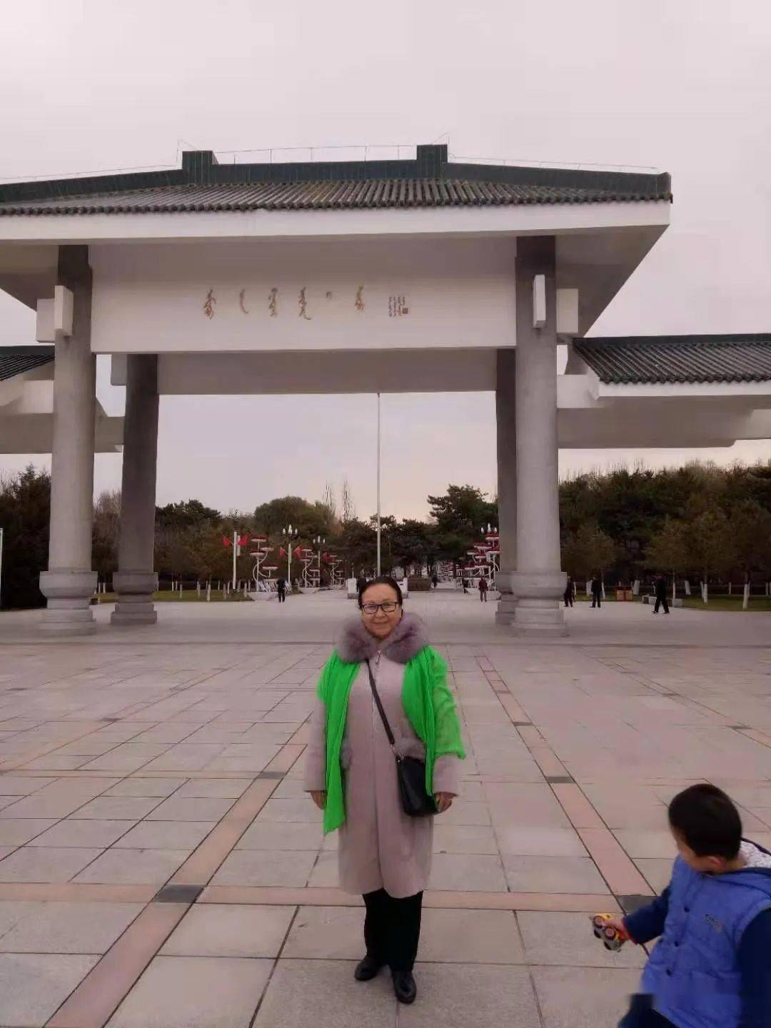蒙古国有多少人口_蒙古国人口多少人口(2)