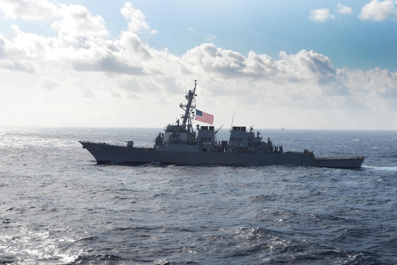 2020最后一天美双舰编队罕见穿航台湾海峡，国防部强硬回应