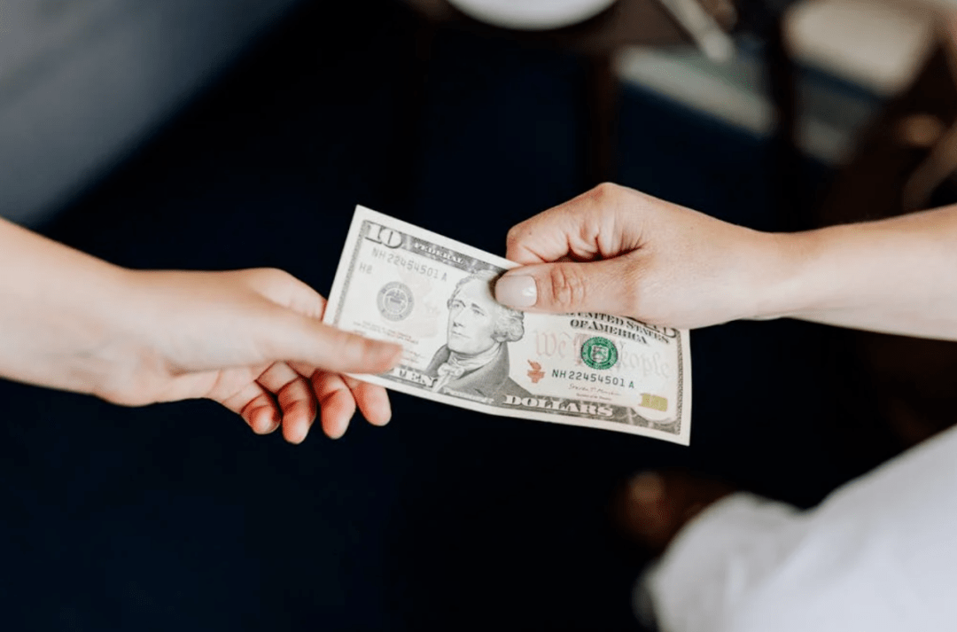 其实我前期是不相信这样的套路的,但没想到就这么一步步被套路进去了