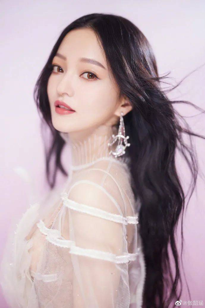 央视点名张韶涵大s赵露思等女明星的抗糖抗老是噱头真正的皮肤杀手