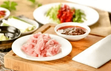 菜板发霉怎么清洗干净 037cb89e398b4d3ca7a63d439ac6653e.png