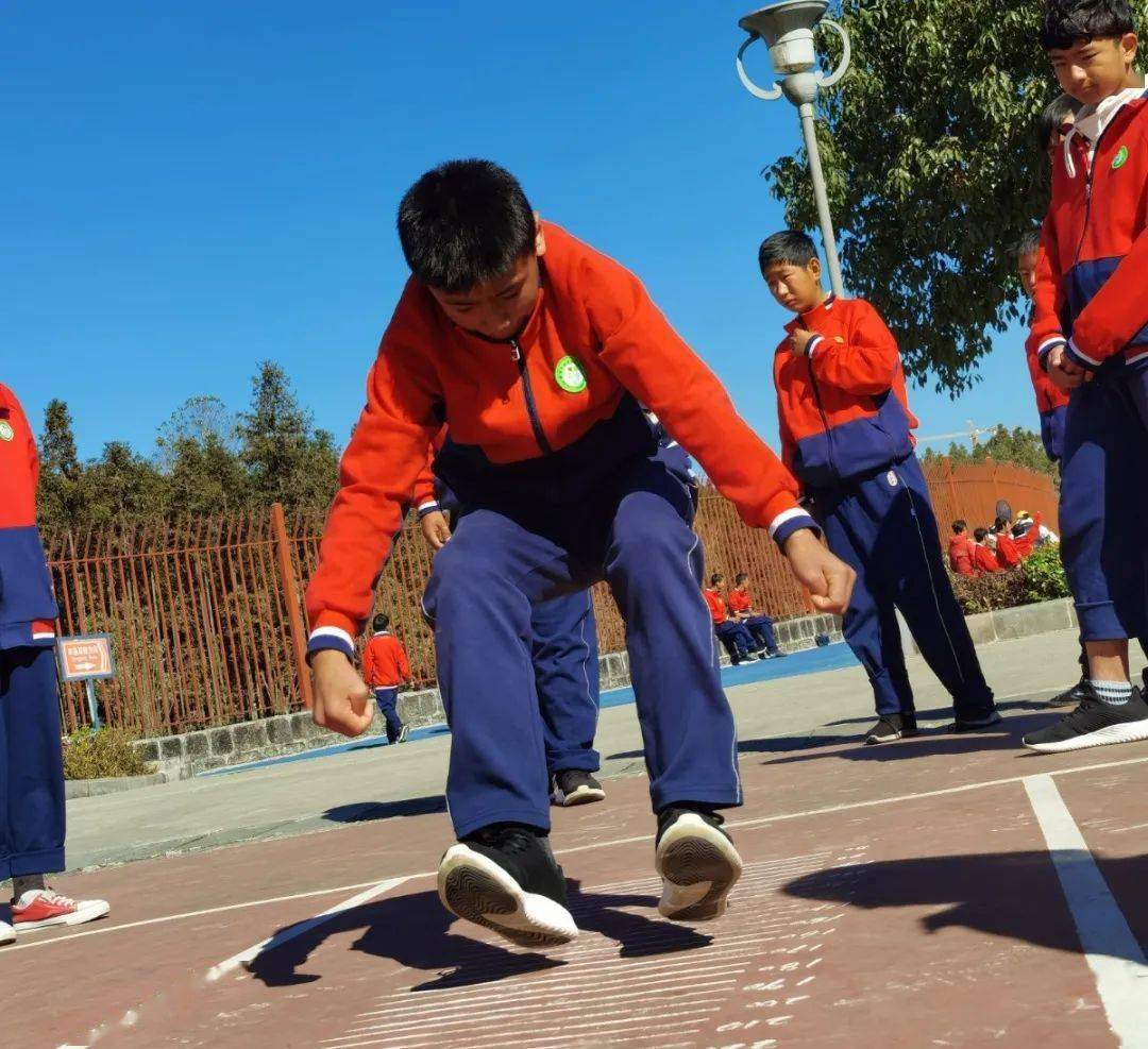 运动康复 助我成长——腾冲市特殊教育学校冬季运动会