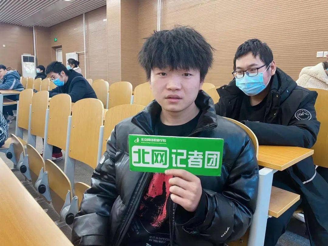 小明哥同学 12ff75515f804d39b2276624dbd73380.jpeg