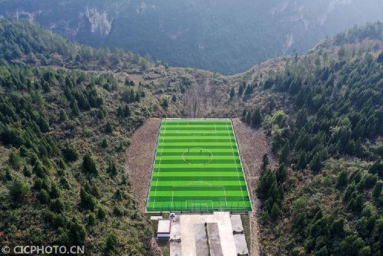 中国最美足球场投用丨不高考上清华的机会来了