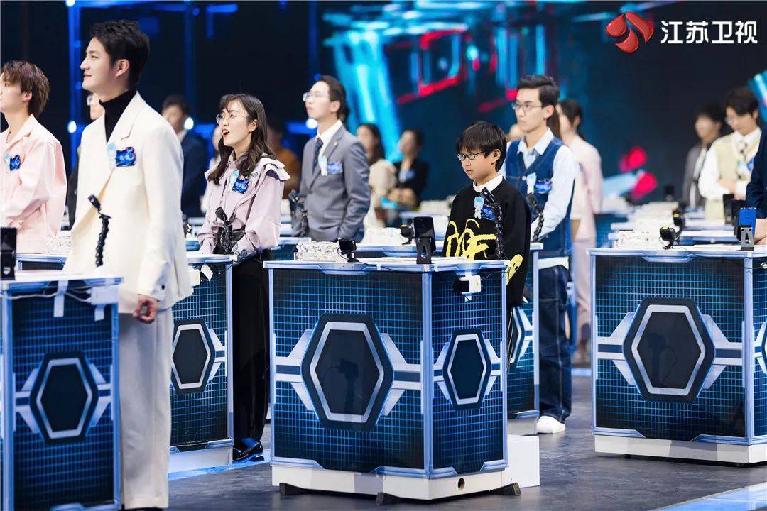 《最强大脑》闪耀登顶 开播收视刷新八季新高