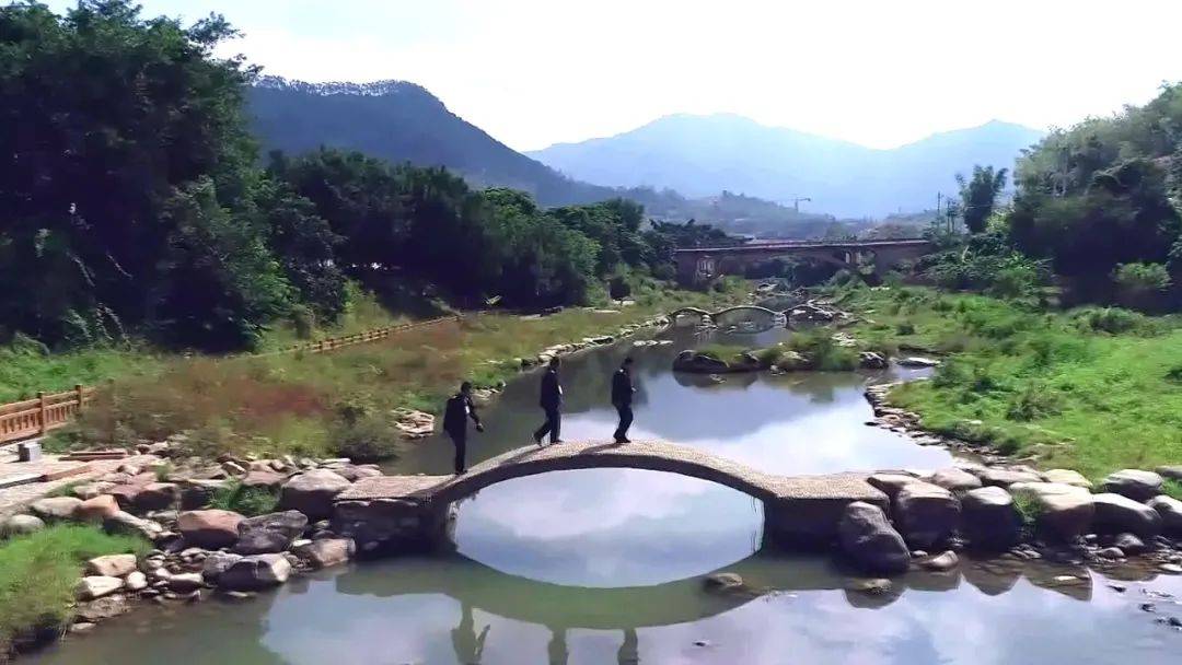 长泰人口有多少_长泰天柱山图片(2)