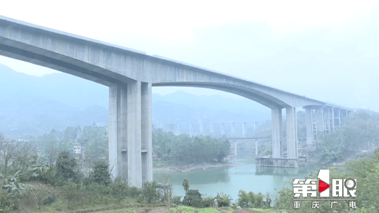 御临河特大桥顺利合龙,渝长高速预计今年“五一”通车