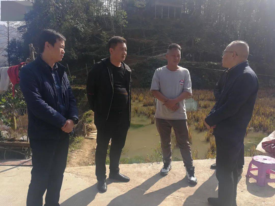 州政府副秘书长,州扶贫办主任龙刚到金平县调研巩固脱贫攻坚工作