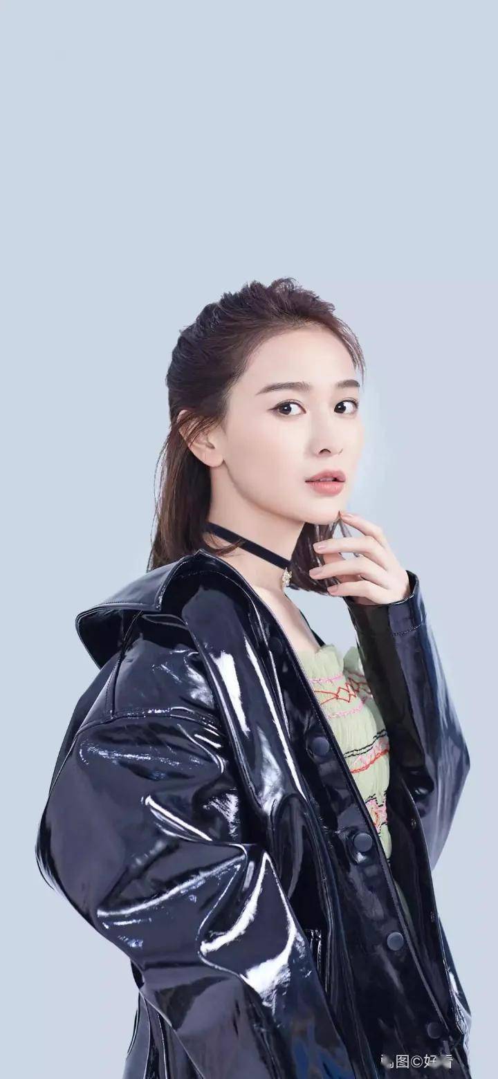 美女明星写真图集,时尚气质,性感迷人!