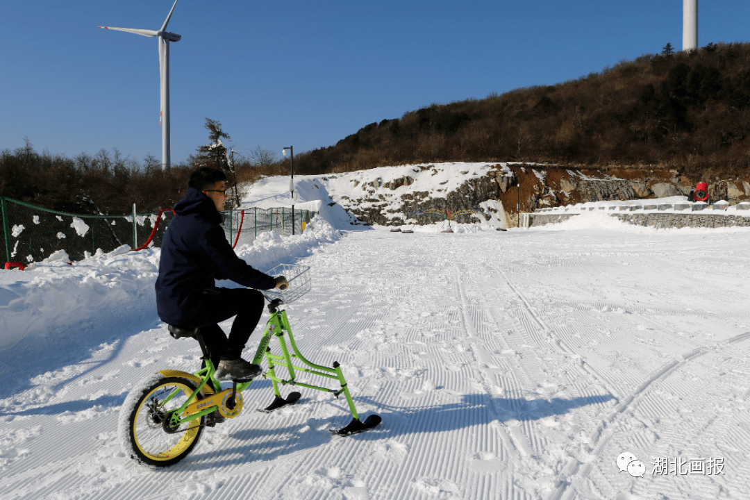 打卡宜昌五峰国际滑雪场尽情去雪地里撒个野吧