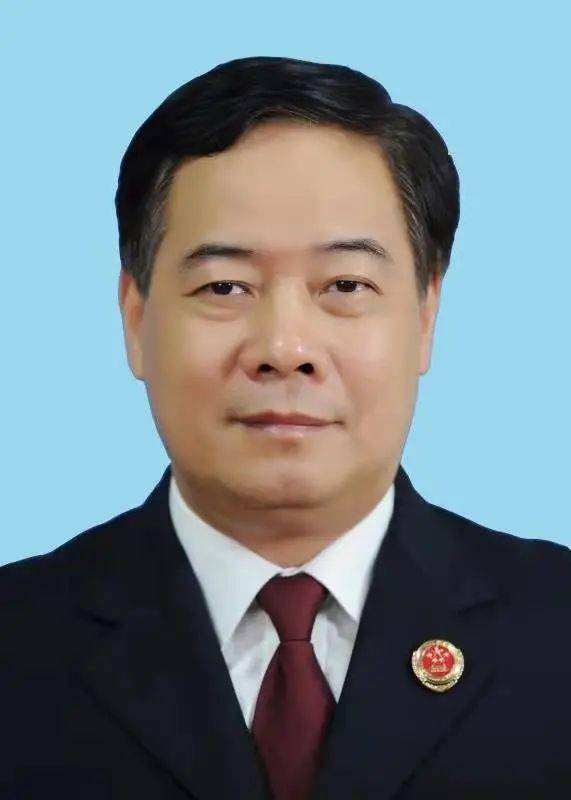 曾风保当选汕头市人民政府市长,彭章波当选汕头市人民