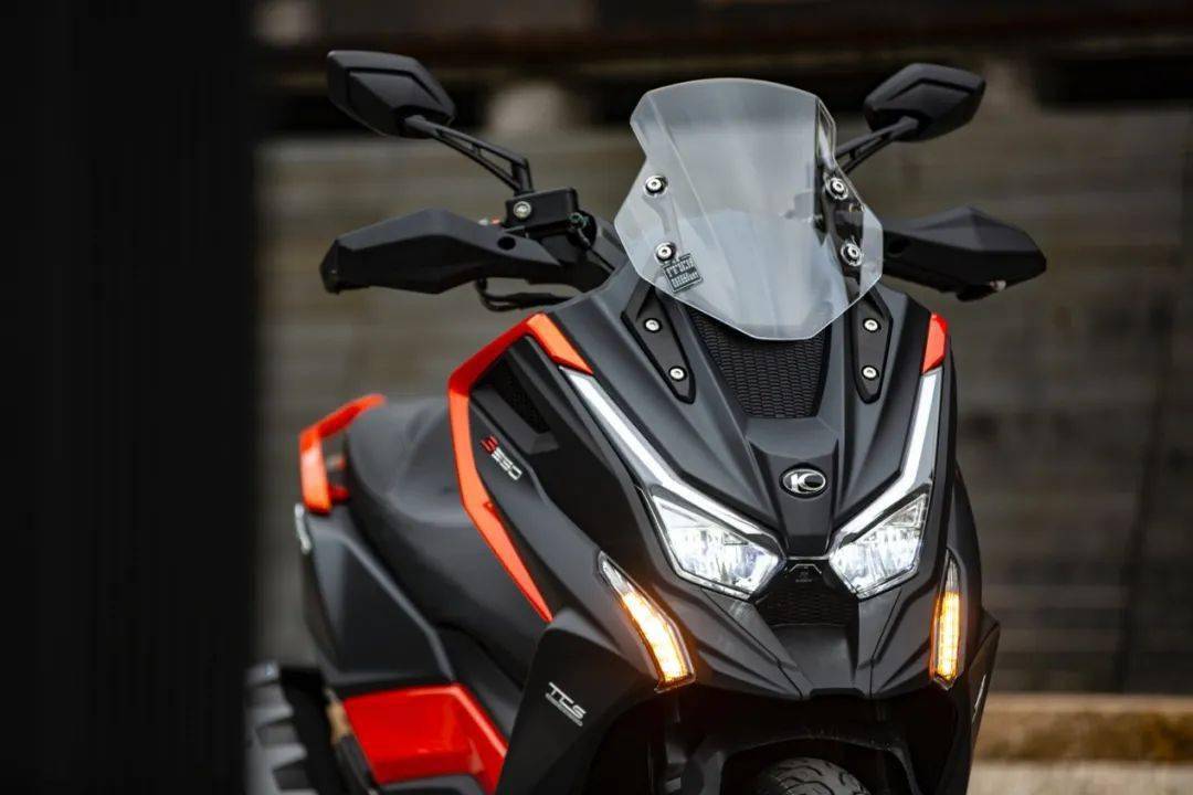 光阳赛艇s350测评国产大踏板的新标杆