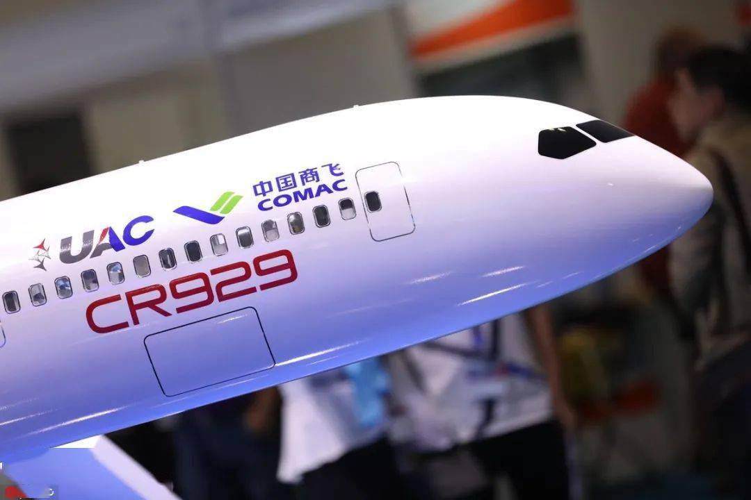 基本型命名为cr929-600的这款机型由中俄联合研发