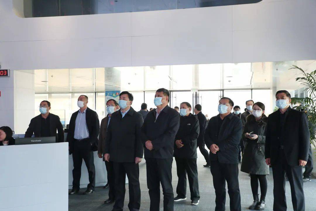 市政府副市长郑德庆带队到日照西综合客运站督导检查春运工作