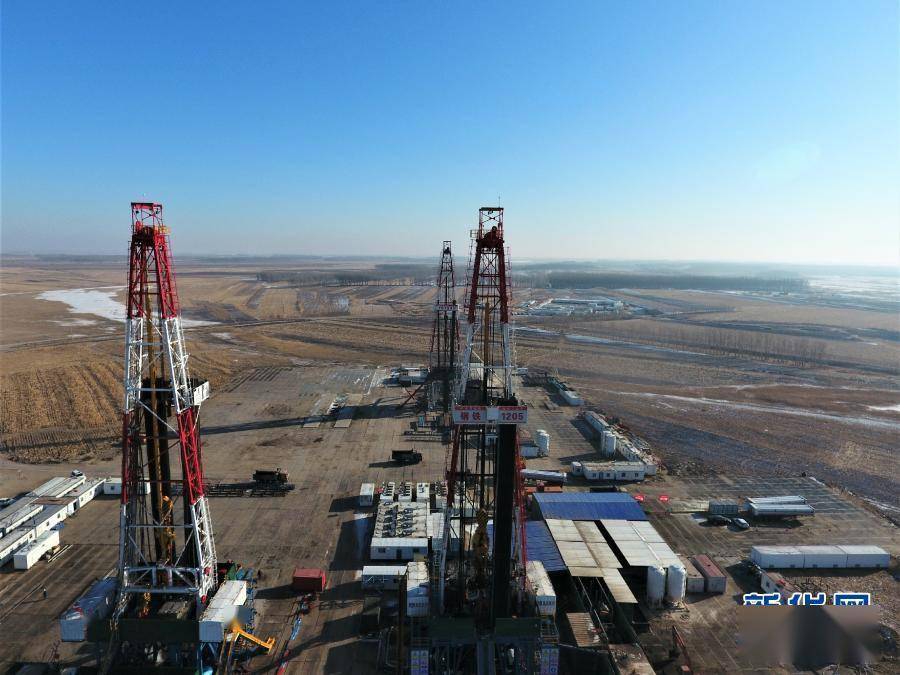 1月23日拍摄的大庆油田1205钻井队井架(无人机照片.