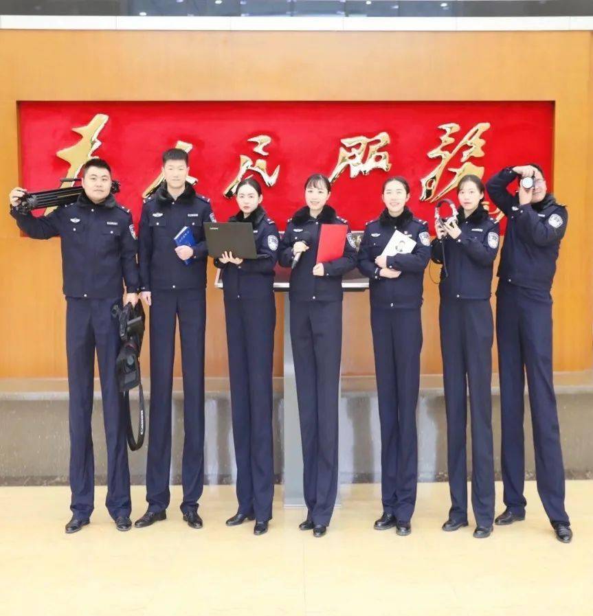 嗨皮"牛"耶,四川监狱微宣传矩阵的小编们给大家拜年啦