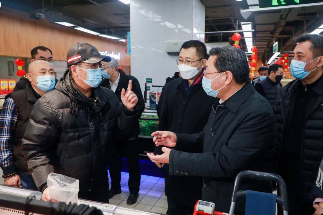 区委书记常卫区长李新检查春节期间疫情防控城市运行安