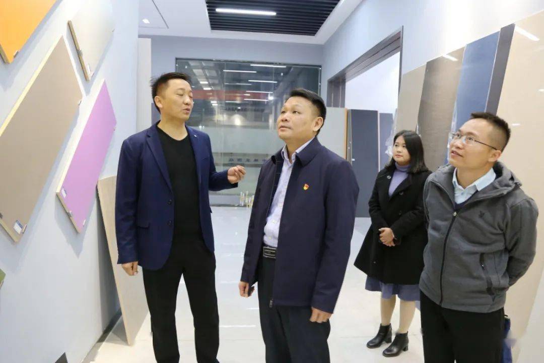 四干干部俸振江践行初心使命加快县域发展