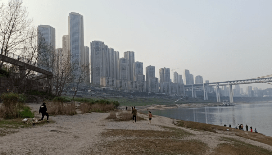 江北嘴江滩公园正式开建!马尔代夫又现山城,人气
