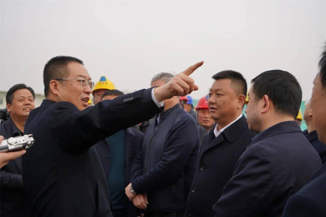 会员动态李春临赴陕建九建集团榆林市科创新城调研省十七运主场馆及