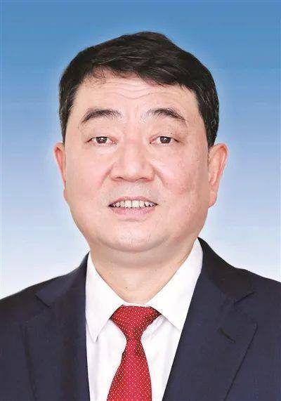 武建功当选市政协副主席.