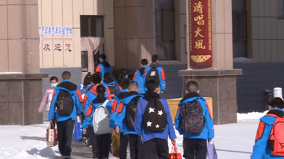 我县各中小学正式开学67_民乐县