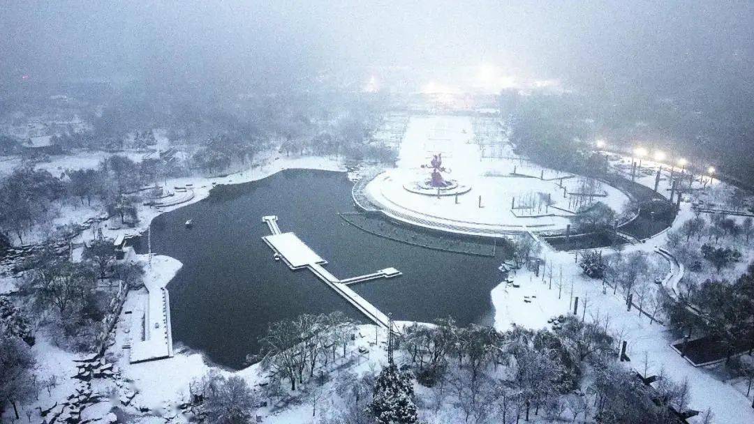 冷空气来袭,山东多地迎降雪,一大波浪漫雪景来袭!