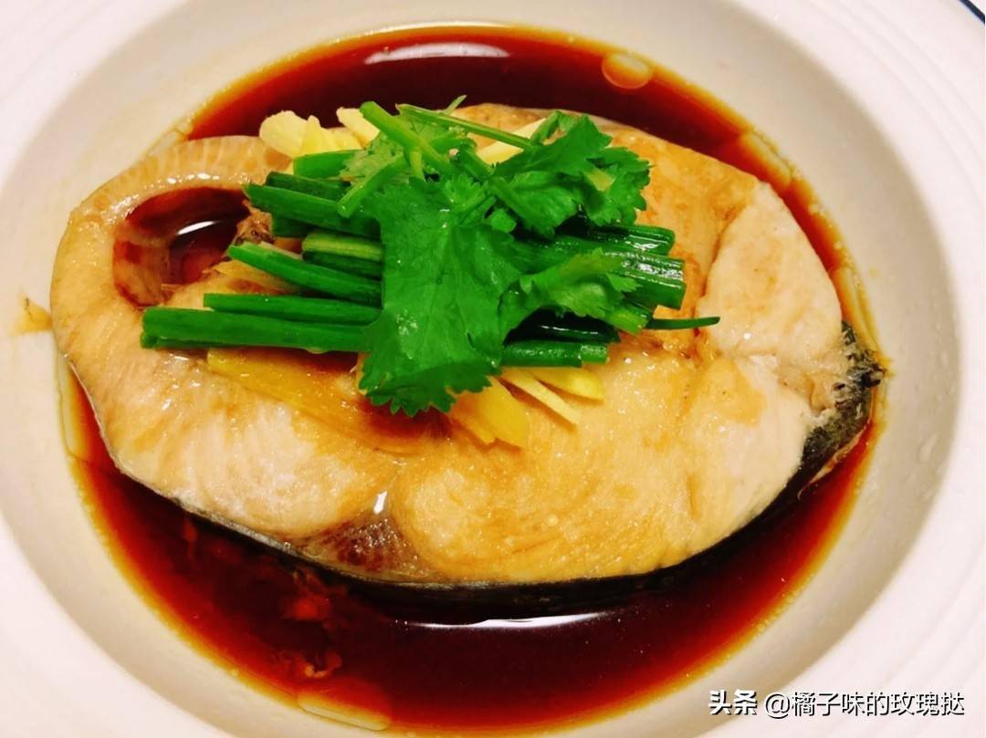 美食家常菜推荐:豆豉蒸肉片,清蒸马鲛鱼,虾仁炒荷兰豆,超美味