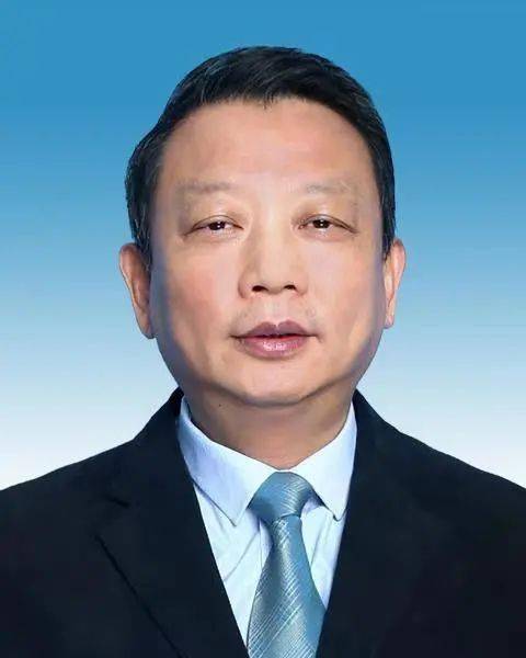 南昌选举一批领导干部 万广明当选南昌市市长