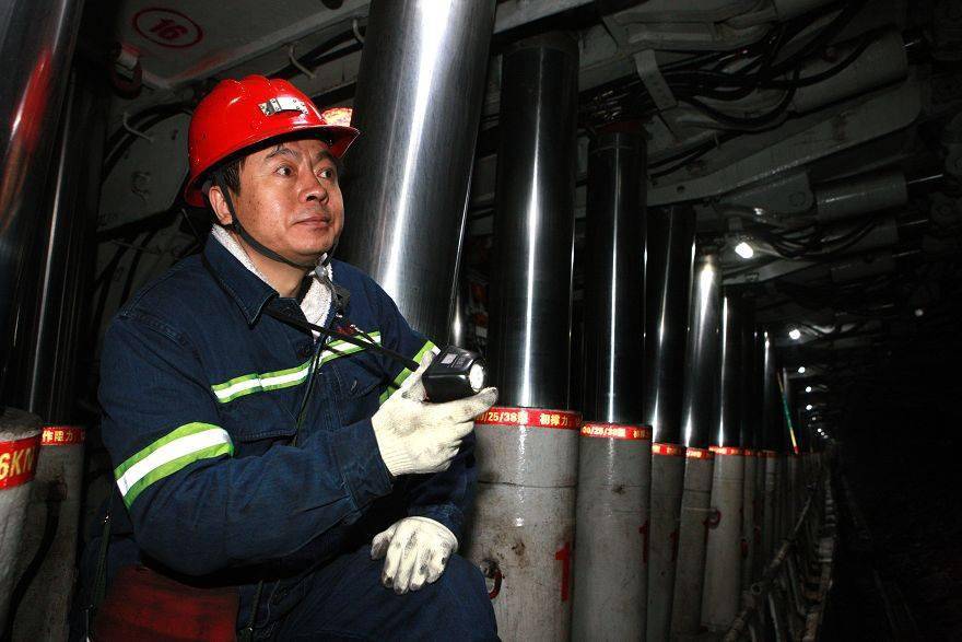 晋能控股装备制造集团"掌门人"宣宏斌提名进入通宝能源董事会|史杰任