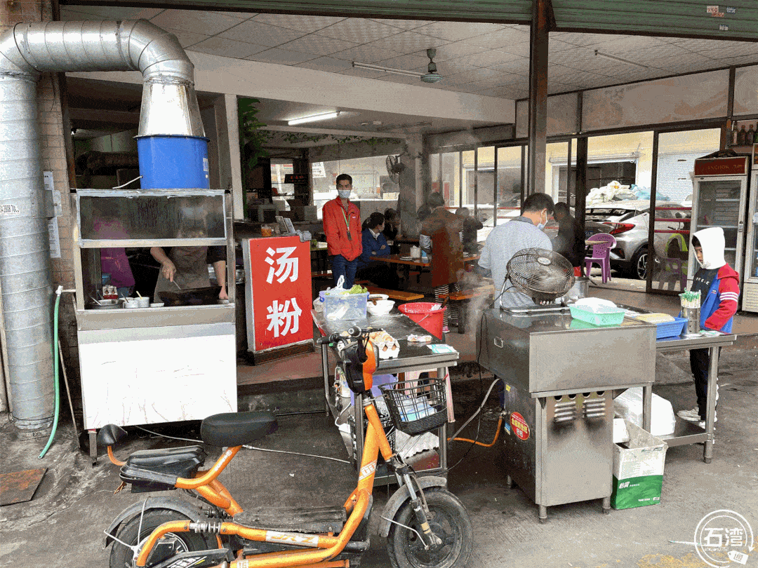 点 名 推 荐炒 粉 面爽口弹牙的快炒,来到可以点单河粉,米粉或面条.