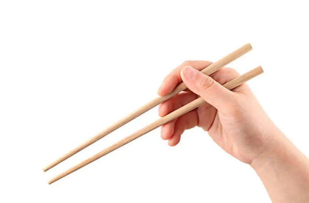 你拿筷子的姿势是什么,你就是什么命,看你一生命好还是命苦