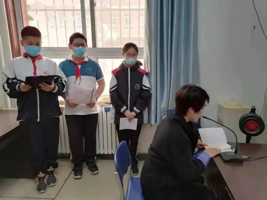 良乡六中学思践悟 入脑入心北理工附属实验学校利用升旗仪式时间