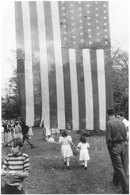 罗伯特·弗兰克(robert frank)美国人_纪实