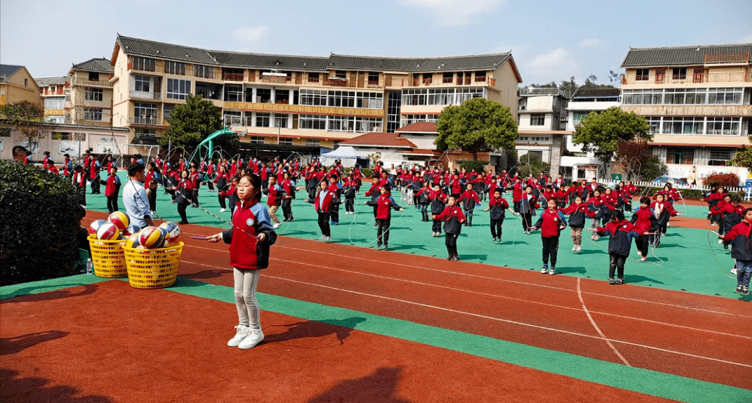 2021年温州市体育与健康学科联合浙派名师班送教泰顺活动走进文祥小学
