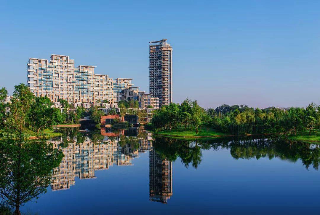 走进麓湖成都重庆大师作品top系豪宅项目考察环球建筑