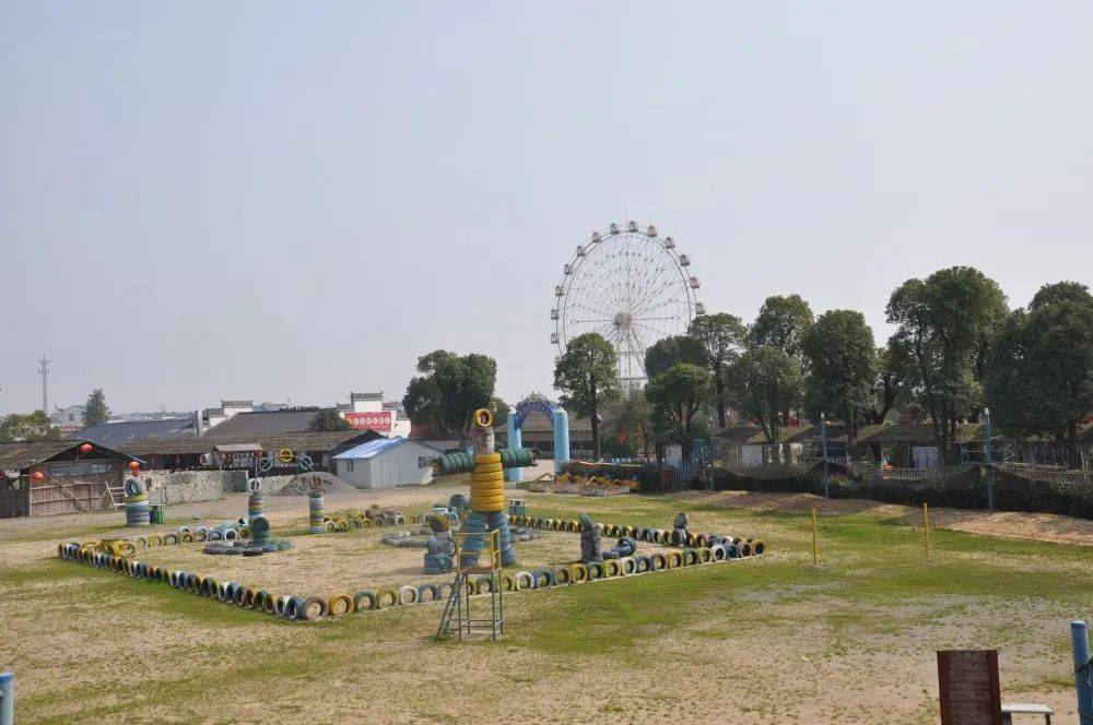 南昌市区→向塘凤凰山庄→黄马凤凰沟景区→黄马岭前生态园→中国美丽