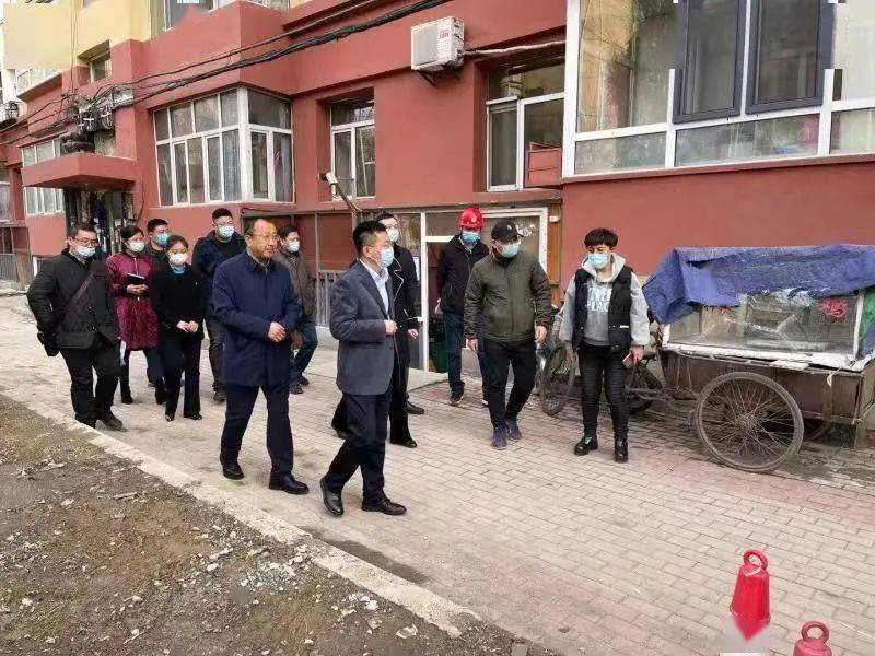 副区长人选王同军检查指导香坊区老旧小区改造工作